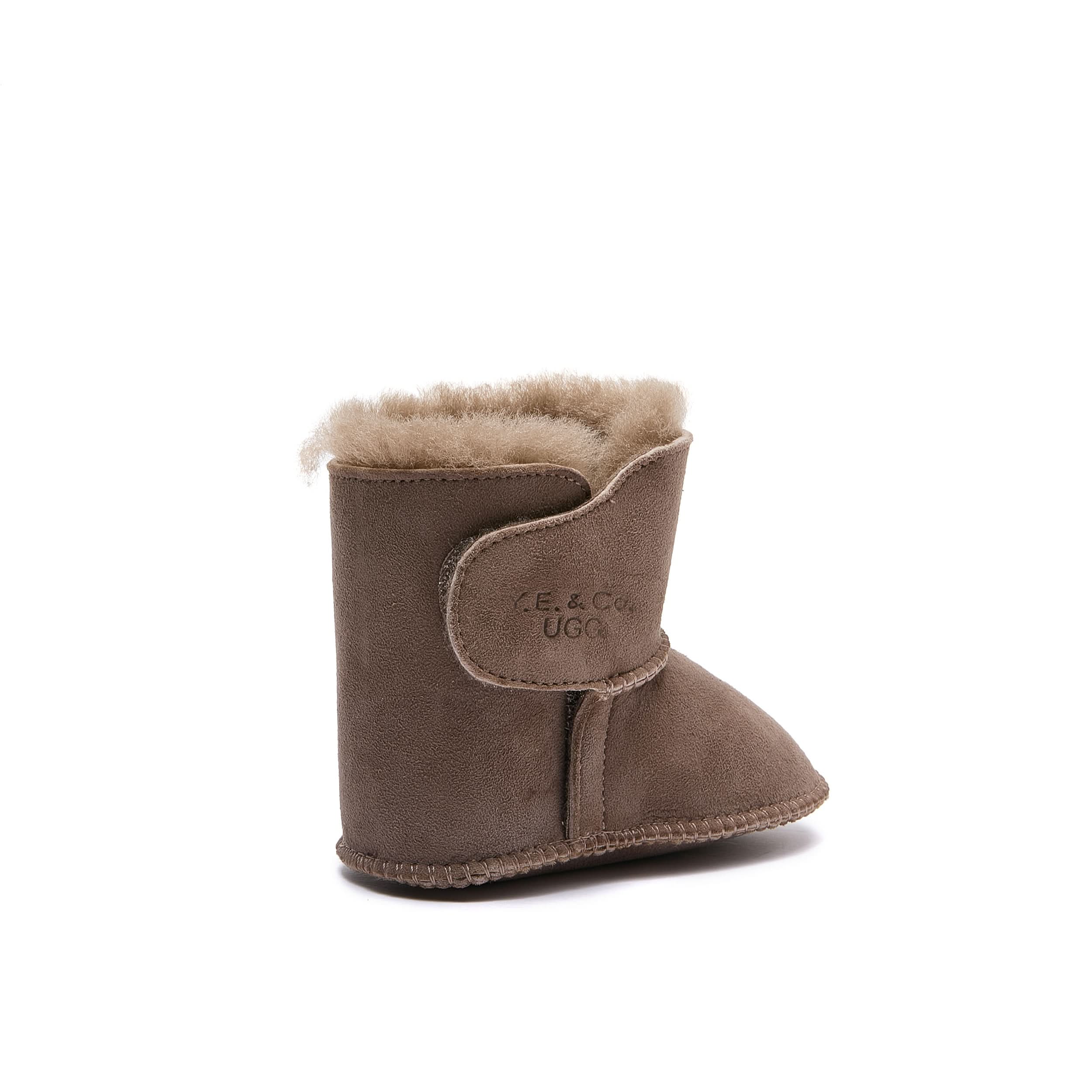 Infant sheepskin boot in taupe with fluffy wool lining, side view. - Yellow Earth Australia