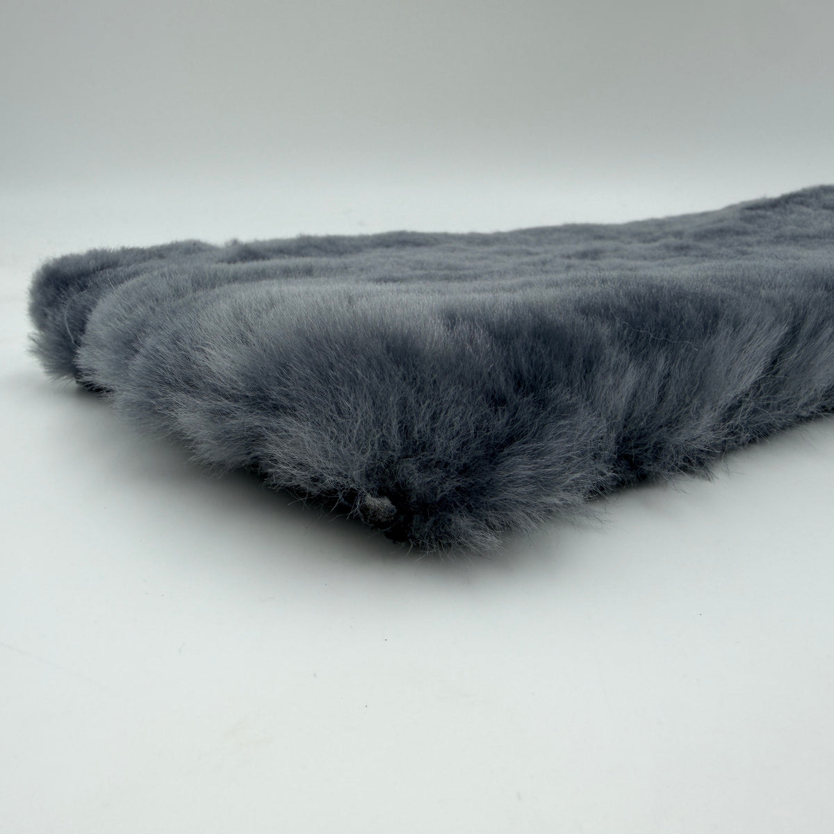 Sheepskin Seat Belt Cover (Single) — Premium Australian Sheepskin, Velcro Fit