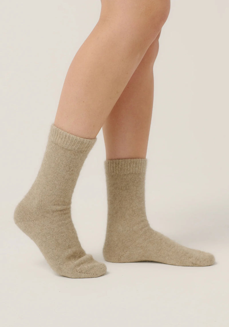 Possum/Merino/Silk Socks - Unisex - Fine Merino Wool, Brushtail Possum Fibre, Silk Blend - Latte - Womens Socks -  Made in New Zealand
