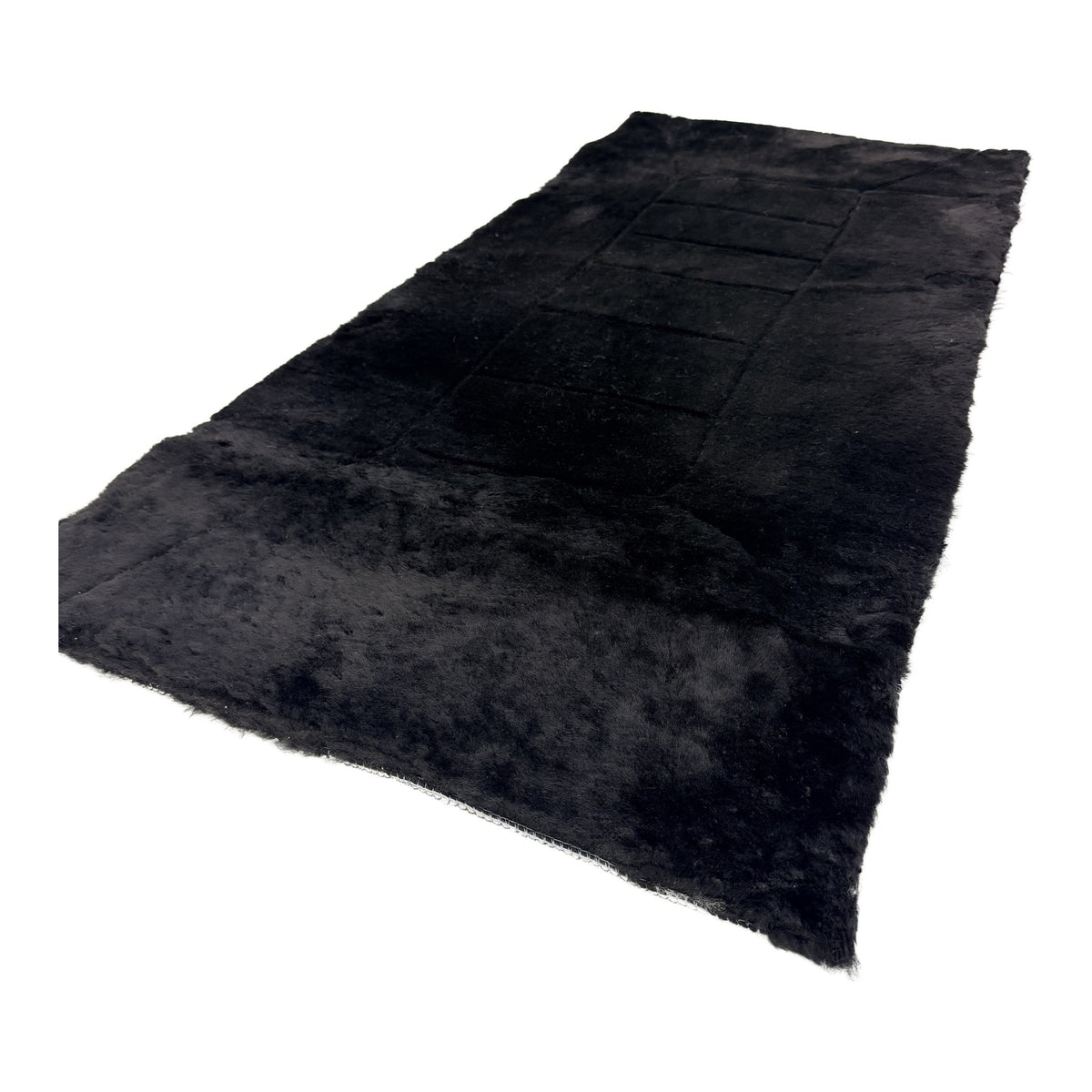Foam-Backed Sheepskin Plate — 16mm Patterned, Black, 130 x 60cm