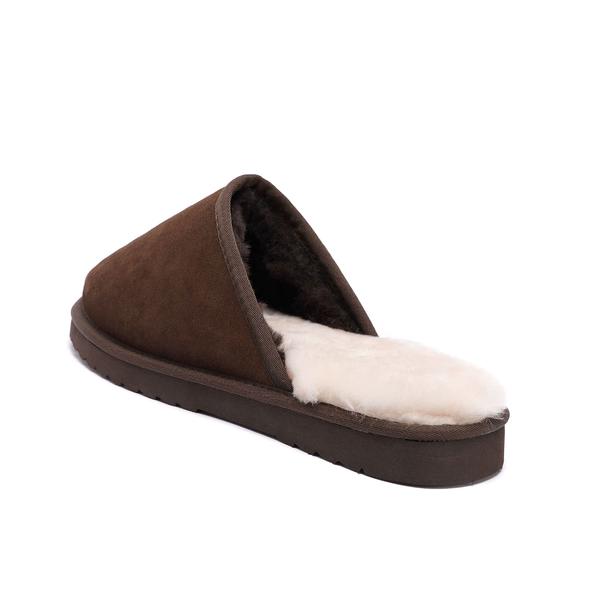 Brown sheepskin slipper with cream wool lining, side view. - Yellow Earth Australia