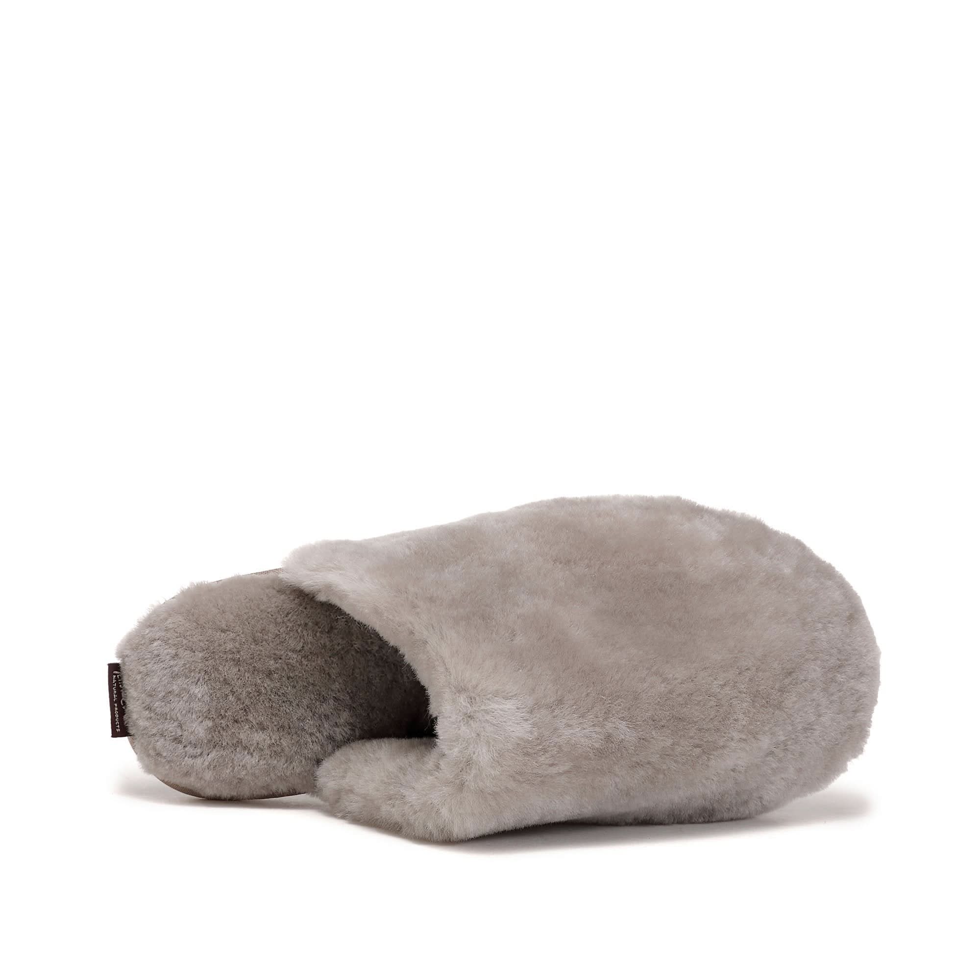 Beige sheepskin slipper with soft wool fleece lining, side view. - Yellow Earth Australia