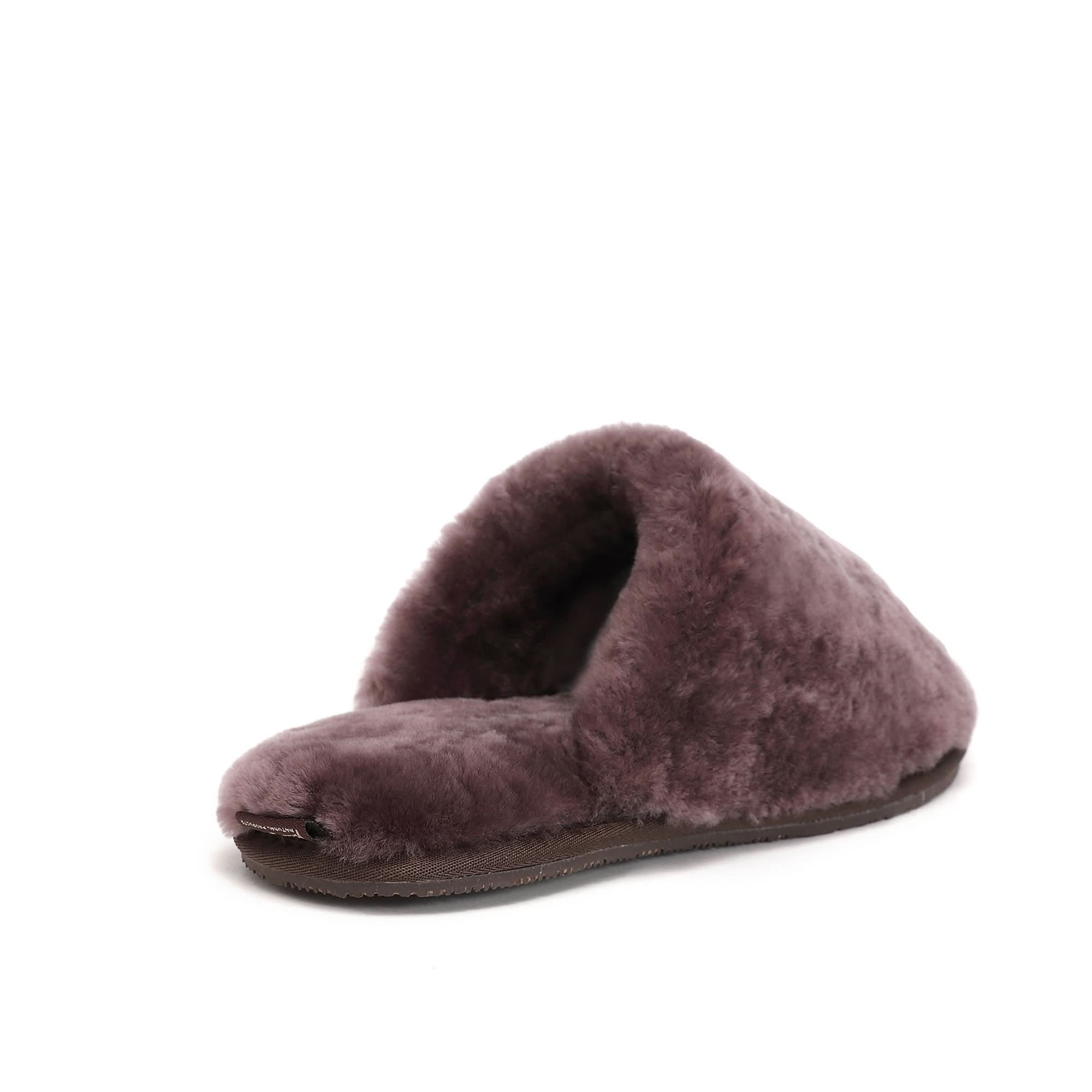 Charcoal grey sheepskin slipper with fluffy wool lining, side view. - Yellow Earth Australia