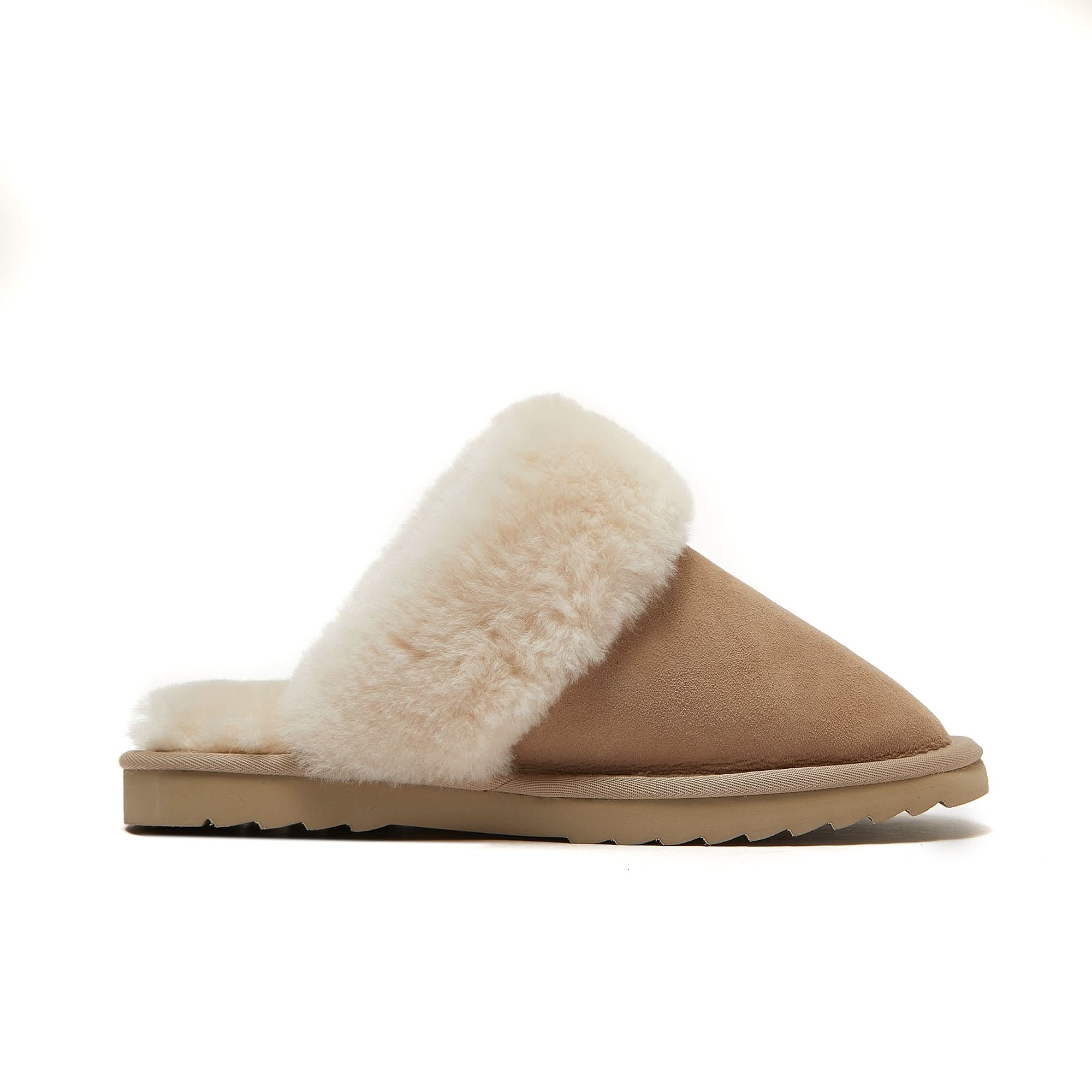 Beige sheepskin slipper with cream wool lining, side view on white background. - Yellow Earth Australia