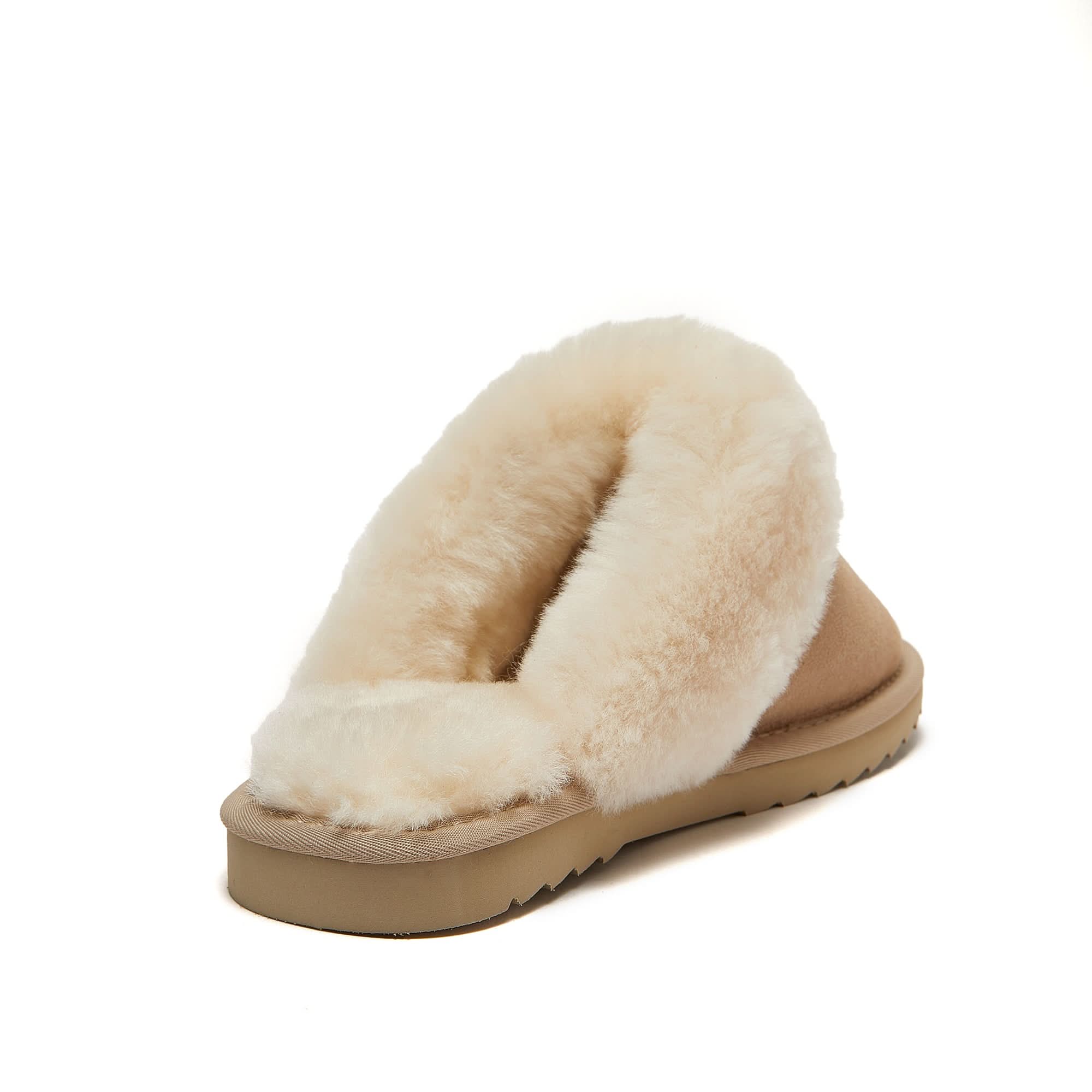 Cream sheepskin slipper with fluffy wool lining, side view on white background. - Yellow Earth Australia