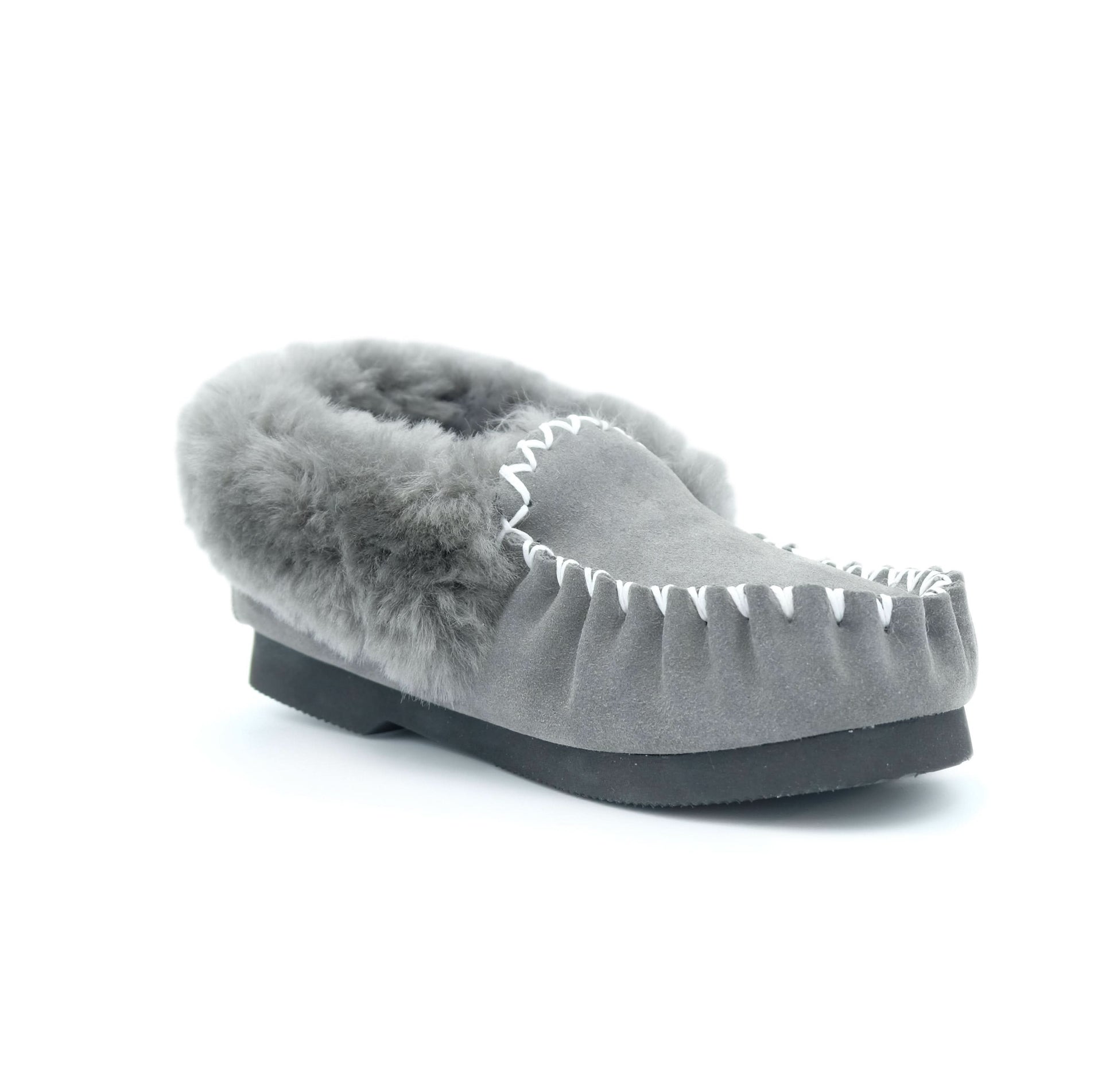 Grey sheepskin moccasin slipper with fluffy wool lining, side view. - Yellow Earth Australia