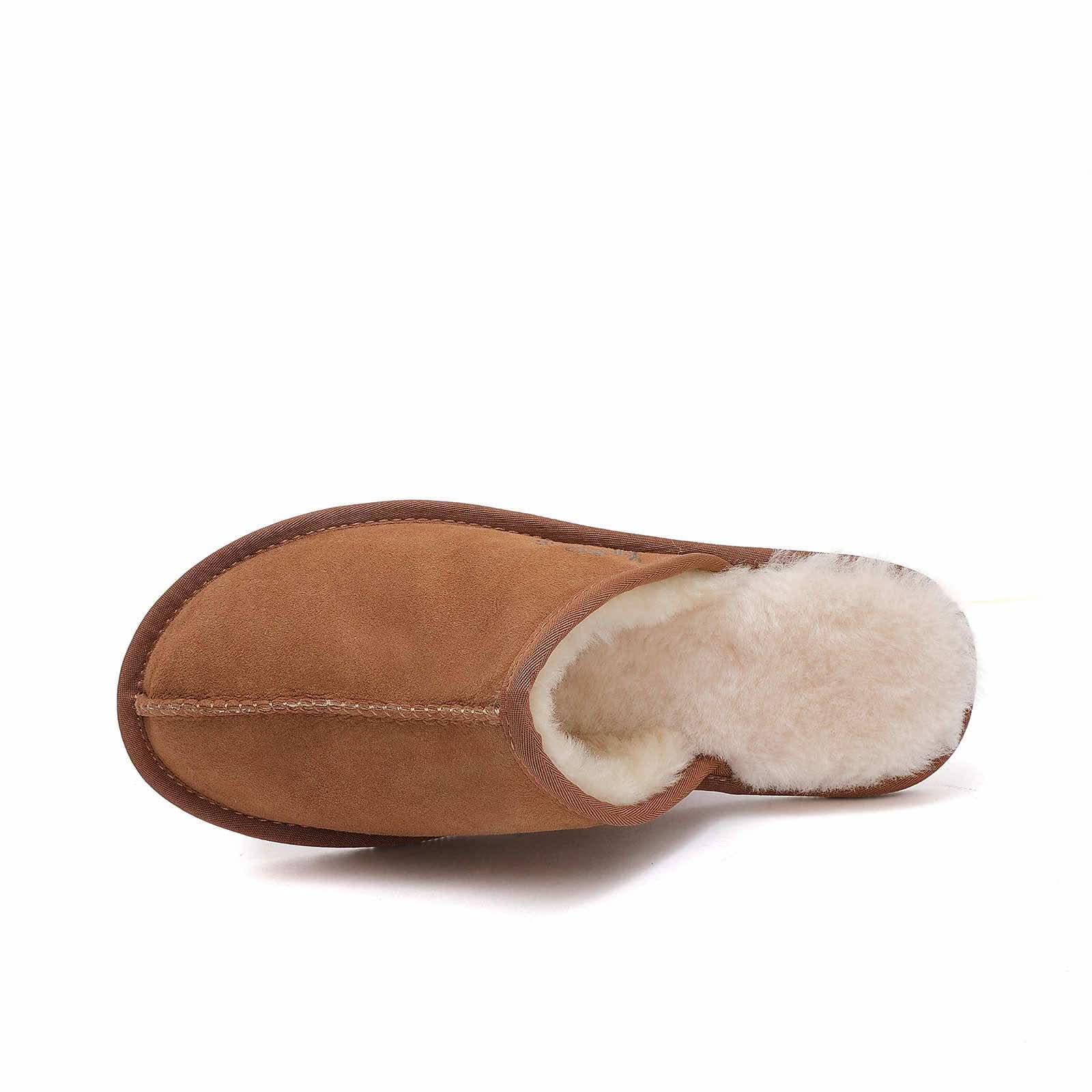 Chestnut sheepskin slipper with cream wool lining, top view. - Yellow Earth Australia